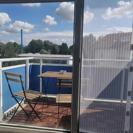 Appartement Bright Maisonette Apt, 2 Baths, 2 Balcony, 200mbit, Dishwasher, Washdryer, Full Kitchen