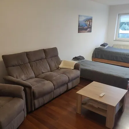 Bright Maisonette Apt, 2 Baths, 2 Balcony, 200mbit, Dishwasher, Washdryer, Full Kitchen *
